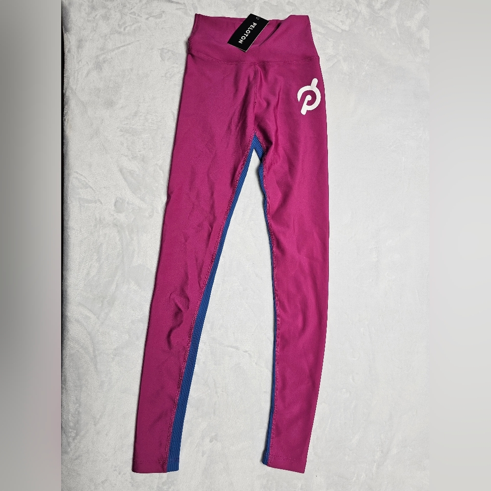Peleton Show Up Rib legging XS- NWT